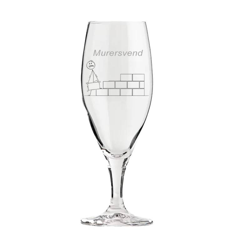 Ølglas til udlært murer