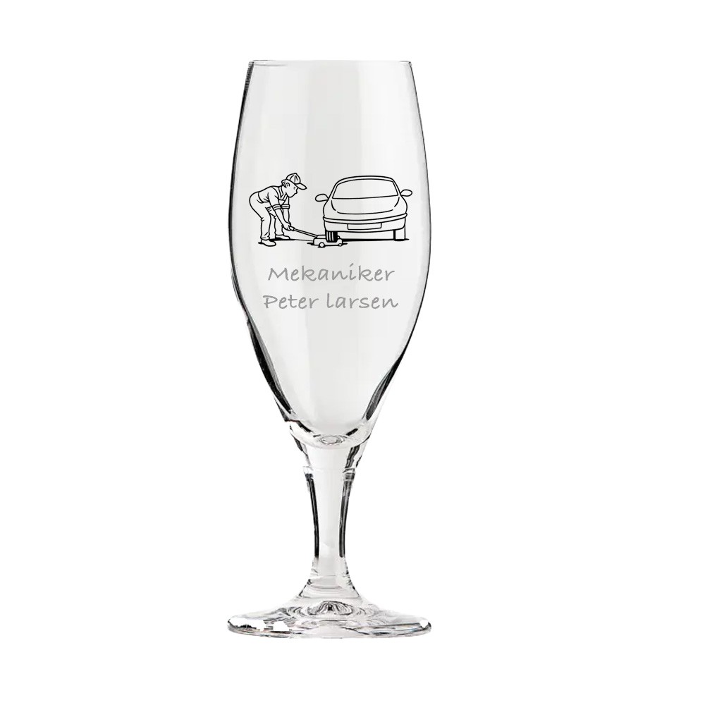 Ølglas til udlært mekaniker