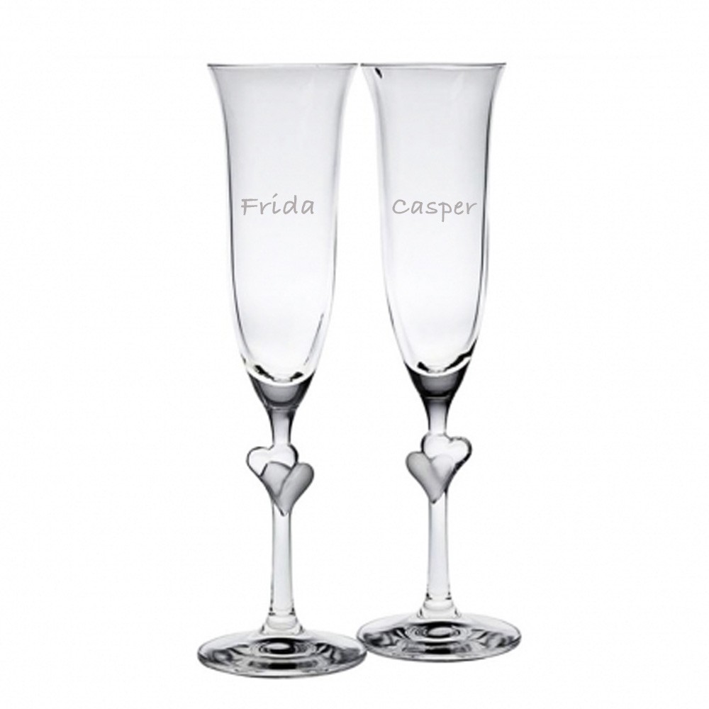 Champagneglas med hvide hjerter på stilk - perfekt til bryllup