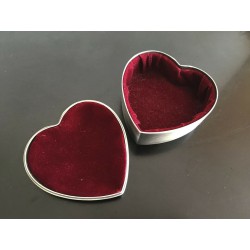 Nordahl Andersen Hjerte smykkeskrin m. sløjfe 8 x 8 cm fortinnet