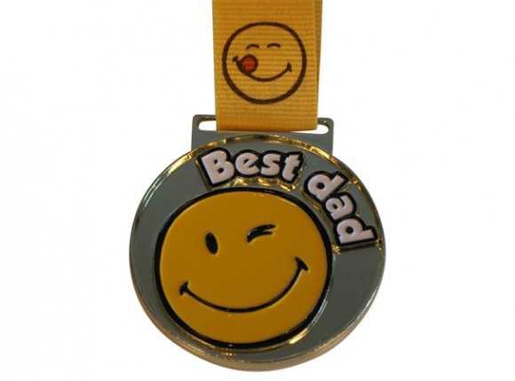 "Best dad" smiley medalje 50 mm Guld